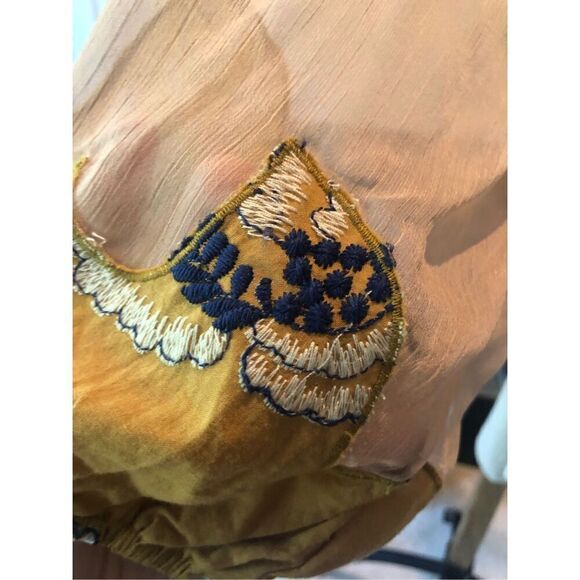 Gimmick Women’s Boho Unique Cream and Pink Blouse with Embroidered Designs 3/4 S - Picture 5 of 8